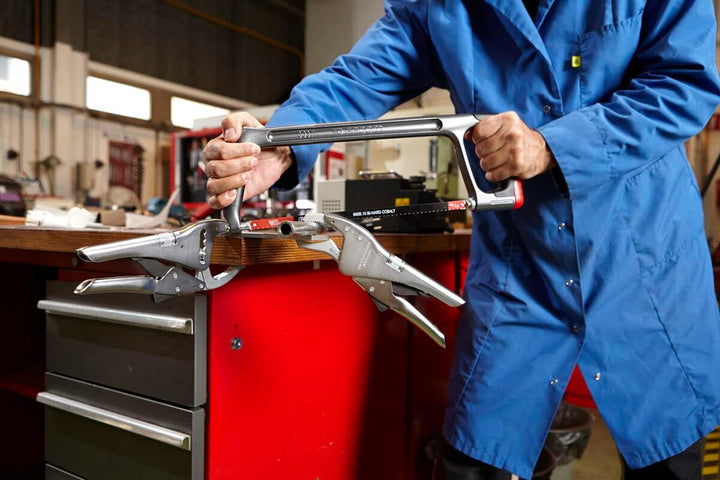 FACOM Schraubstockzange mit langer Nase – 5-Positionen-Knopfloch mit kontrollierbarem Auslöser – Nas