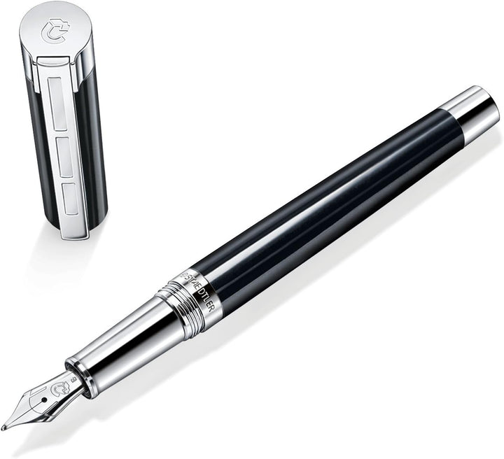 STAEDTLER Initium Resina Füllhalter, schwarzes Edelharz, M, Made in Germany, mit edler Geschenkverpa