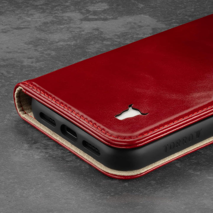 TORRO Hülle kompatibel mit iPhone 12 / iPhone 12 Pro - Echte Lederhülle mit Kartenfächern und horizo