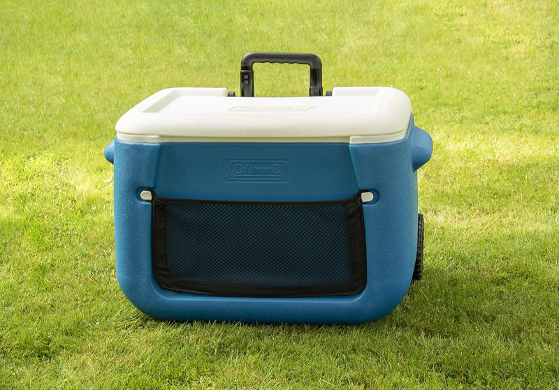 Coleman Passive Kühlbox 50 QT Poly-lite Wheeled Mesh, Thermobox 47 L Fassungsvermögen, mobile Eisbox