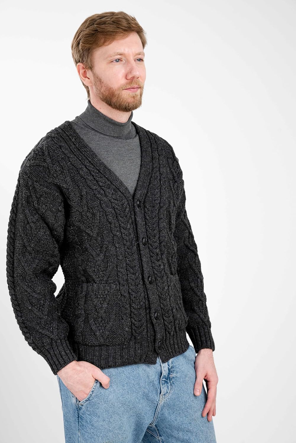 SAOL Herren Aran Irish Cable Knit Strickjacke Cardigan aus 100% Merinowolle mit V-Ausschnitt und Knö