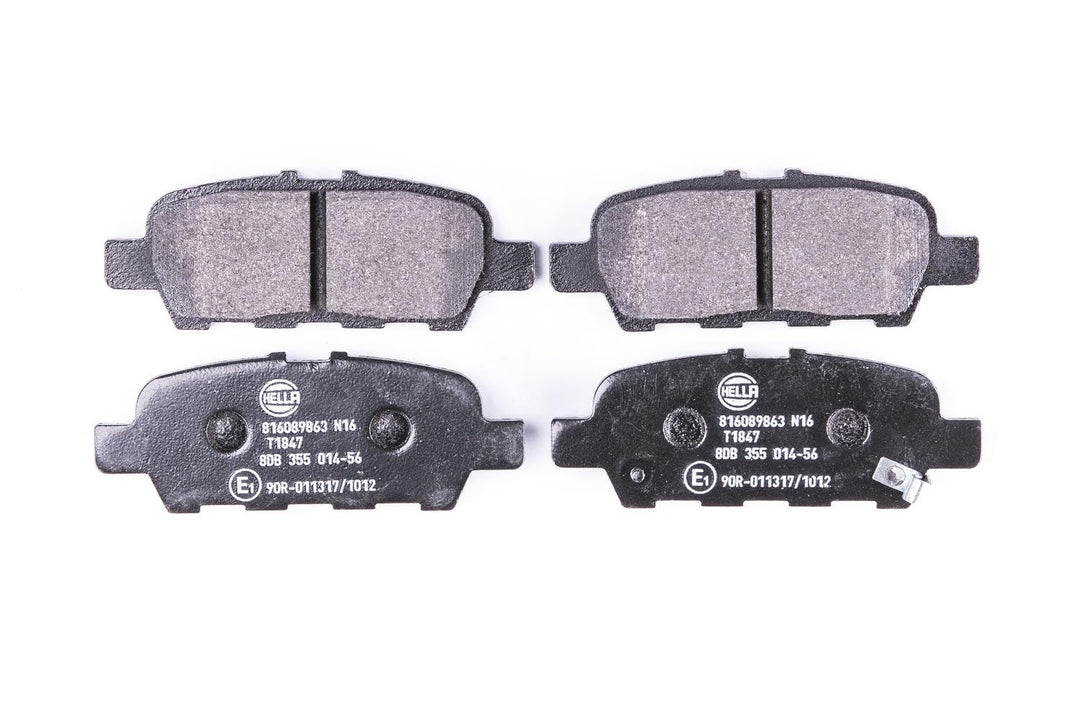 HELLA PAGID 8DB 355 014-561 Bremsbelagsatz - T1847 - Dicke/Stärke: 13.8mm - Bremssystem: Akebono - m