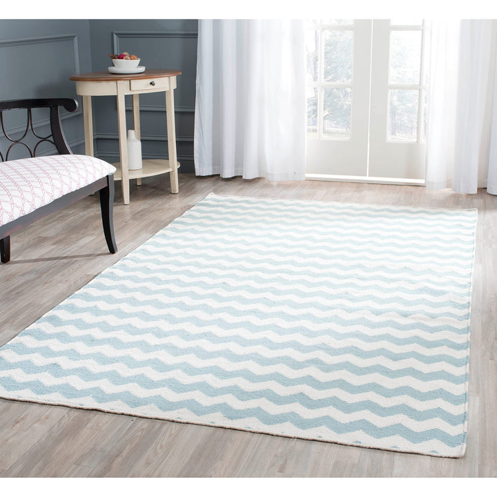 SAFAVIEH Zeitgenössische Teppich für Wohnzimmer, Esszimmer, Schlafzimmer - Dhurrie Collection, Kurze