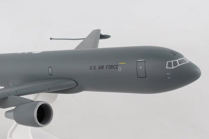 Daron SkyMarks KC-46A Massstab 1/200, Grau