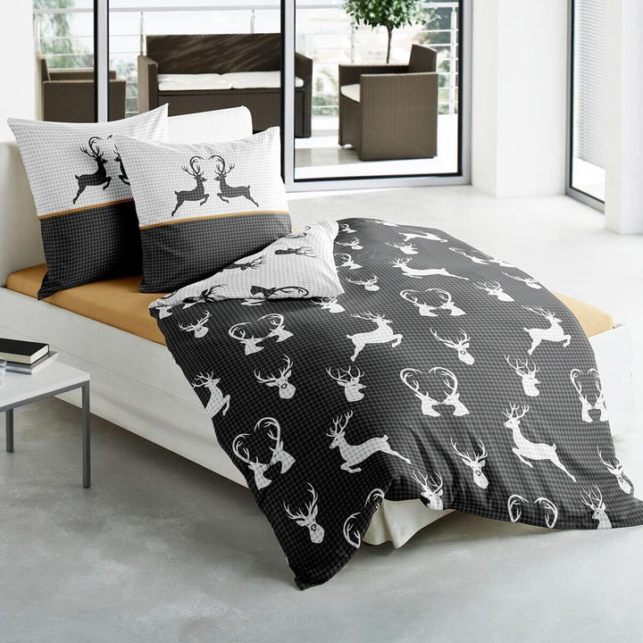 Traumschlaf Biber Bettwäsche Hirsche Grafit 1 Bettbezug 155 x 220 cm + 1 Kissenbezug 80 x 80 cm, 1 B