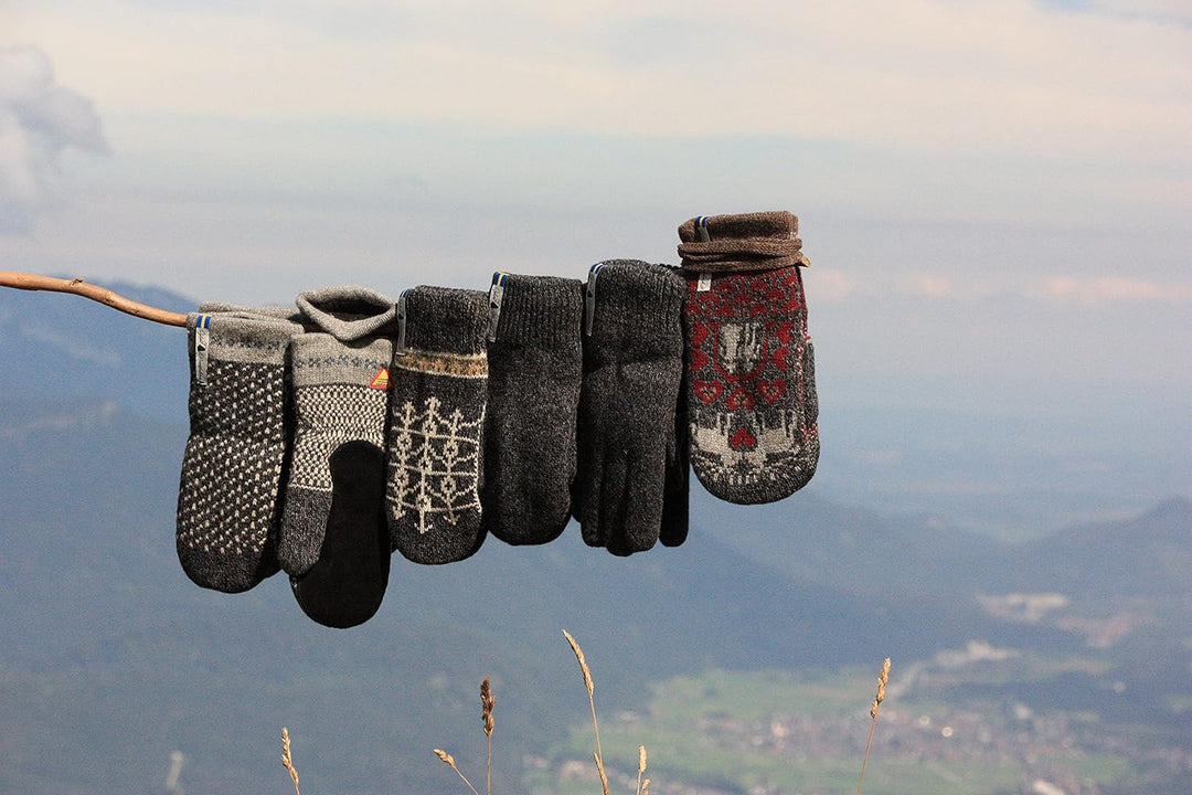 ÖJBRO VANTFABRIK Fäustlinge 4 Lagen 100% Merinowolle versch. Modelle, Grösse S-L (6-11) Handschuhe S