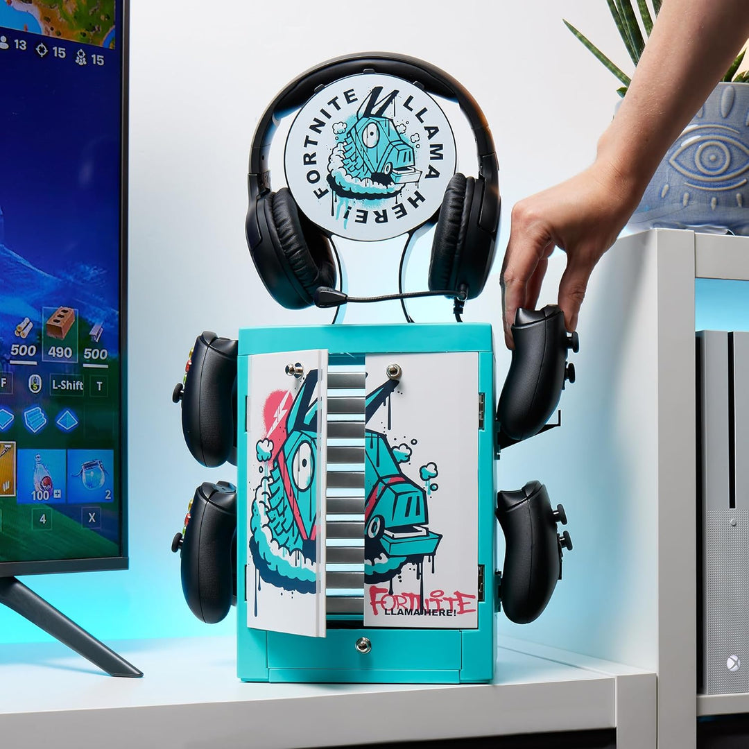 Numskull Offizieller Fortnite Gaming-Schrank Controller-Halter &amp; Headset-Ständer für PS5, Xbox Serie