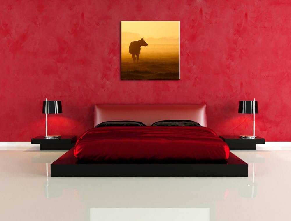 Pixxprint eine fressende Kuh auf der Weide, Format: 70x70 auf Leinwand, 70x70