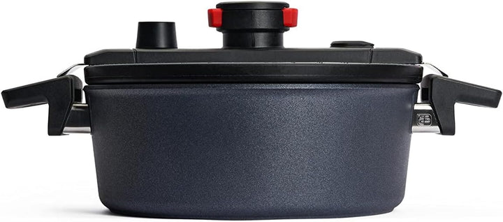 Woll Active Lite Kasserolle mit Active-Lite-Deckel, Ø 24 cm, 9 cm hoch, 3,8 Liter, mit 2 Seitengriff