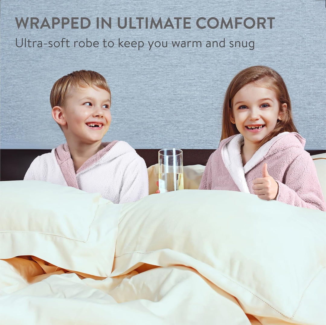HOMELEVEL Kuschelfleece Bademantel für Kinder - Sherpa Morgenmantel mit Taschen Schalkragen Gürtel -