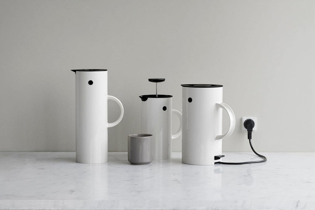 Stelton Isolierkanne EM77 - Doppelwandige Isolierkanne für heisse/kalte Getränke - Tee- & Kaffeekann