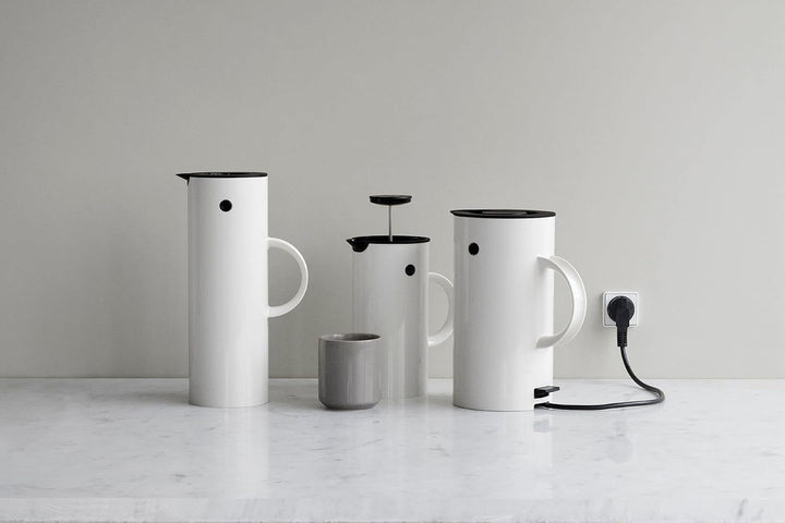 Stelton Isolierkanne EM77 - Doppelwandige Isolierkanne für heisse/kalte Getränke - Tee- &amp; Kaffeekann