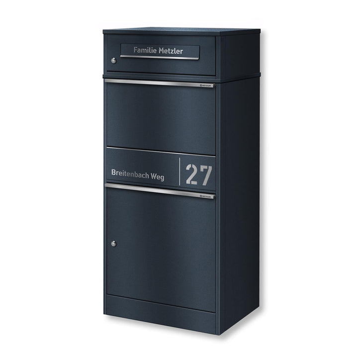 Metzler Paketbox draussen gross in Anthrazit - Briefkasten mit Paketfach personalisiert mit Gravur -