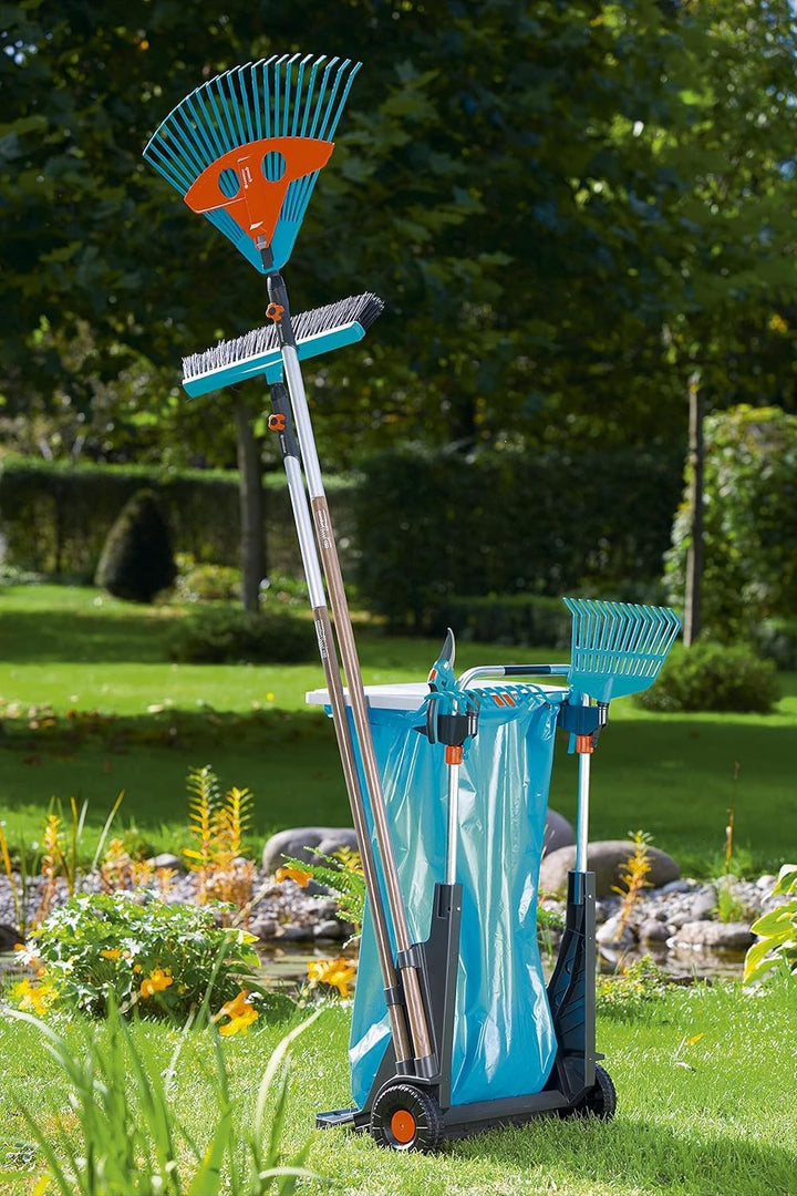 Gardena Gartenmobil: Vielseitiger Transportwagen für den Garten, mit integrierter Sackkarre, rasensc
