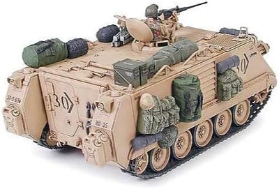 TAMIYA 300035265 - 1:35 US M113A2 Man-Transporter Wüste (2), Schwarz