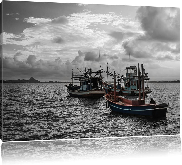 Pixxprint thailändische Fischerboote im Meer B&W Detail, Format: 100x70 auf Leinwand, XXL riesige Bi