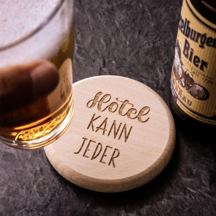 Spruchreif · Bierdeckel mit Camping-Sprüchen aus hochwertigem Buchenholz · 2in1 Untersetzer und Deck