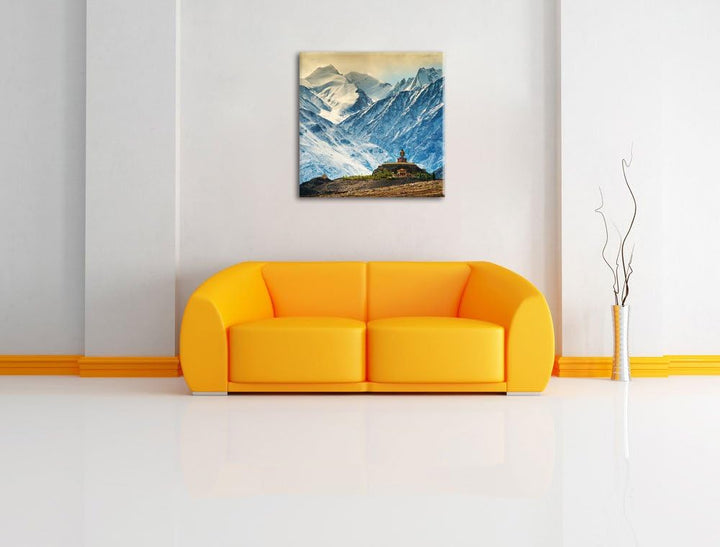 Pixxprint Einsamer Tempel an verschneiten Bergen in Tibet als Leinwandbild/Grösse: 70x70 / Wandbild/