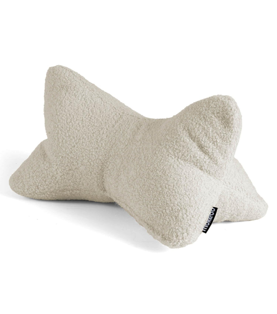 mokebo 'Der Leseknochen' Lesekissen aus weichen Bouclé-Stoff, ergonomisches Nackenkissen aus gemütli