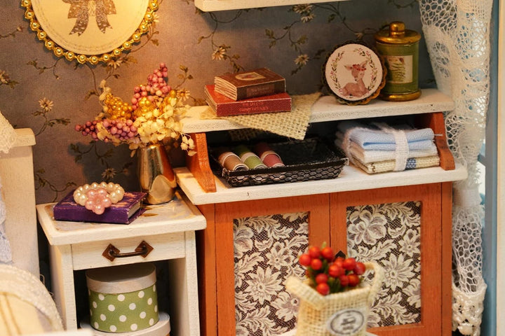CUTEROOM DIY Puppenhaus aus Holz, Handcraft, Miniatur Kit-Salon, Modell und Möbel, Zeigen Fotos und