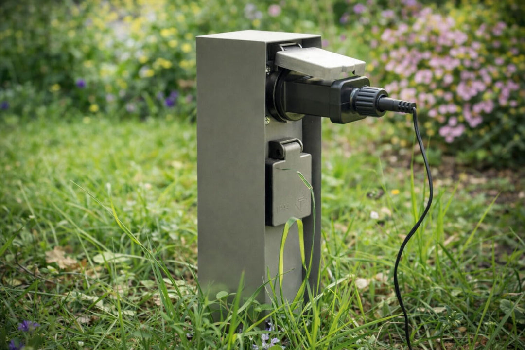 LED Universum Gartensteckdose aus Edelstahl, IP44 für aussen, 23cm (Silber 2-fach), Silber 2-fach