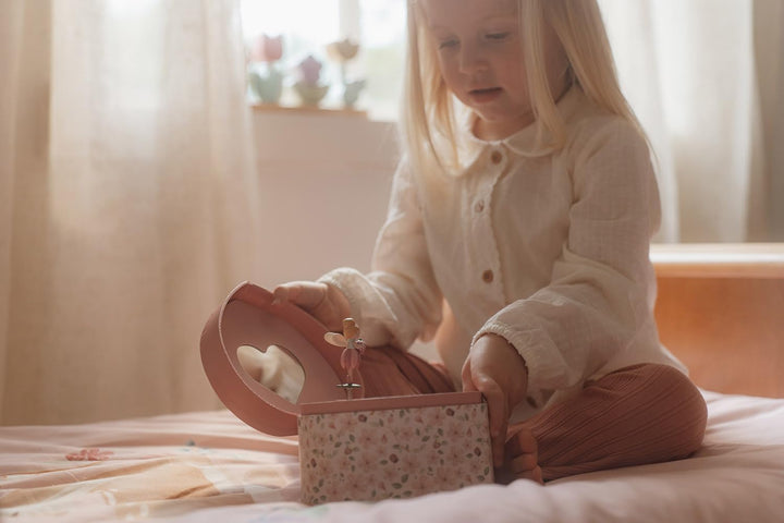 Little Dutch Schmuckkästchen Schmuckschatulle mit Musik in Herz-Form und drehender Ballerina - Fairy