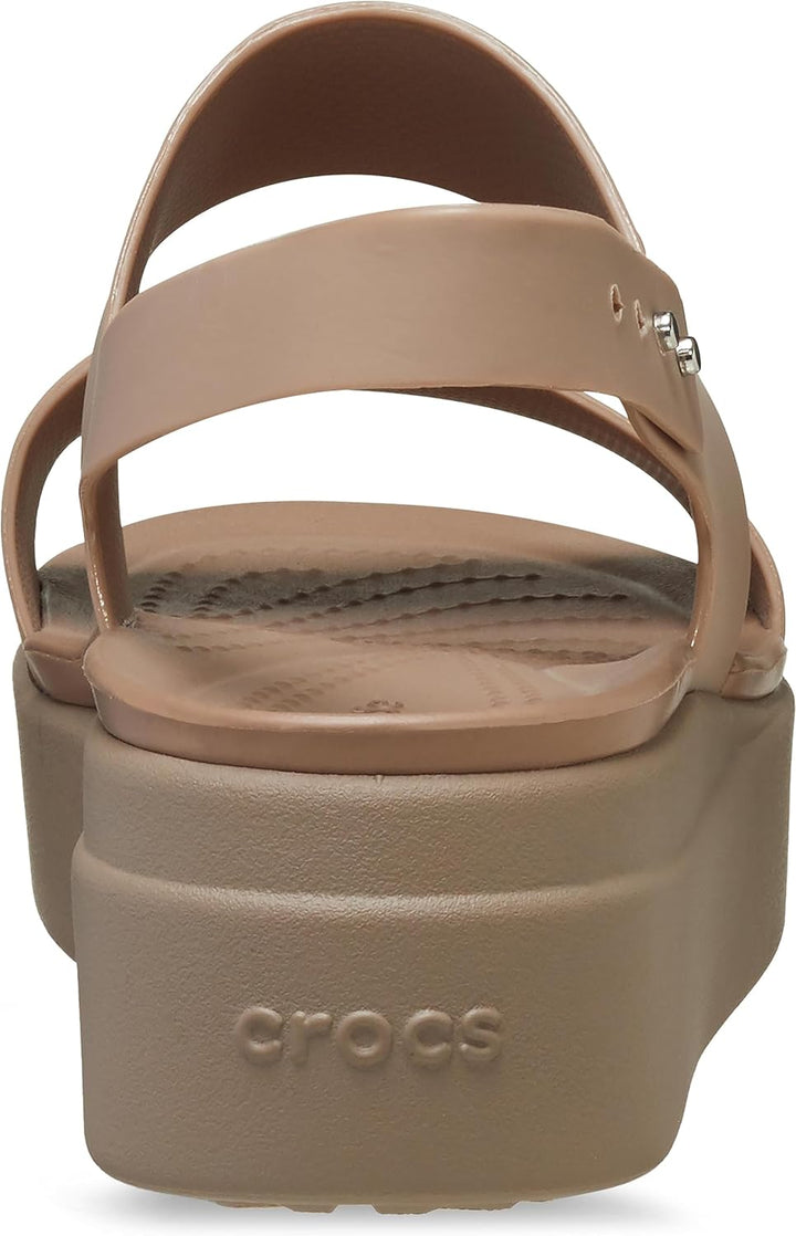 Crocs Damen Brooklyn Low Wedge Sandalen 33/34 EU Latte Mushroom, 33/34 EU Latte Mushroom