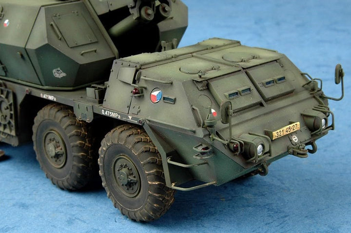 Hobby Boss 85501 Modellbausatz 152mm ShkH DANA vz. 77
