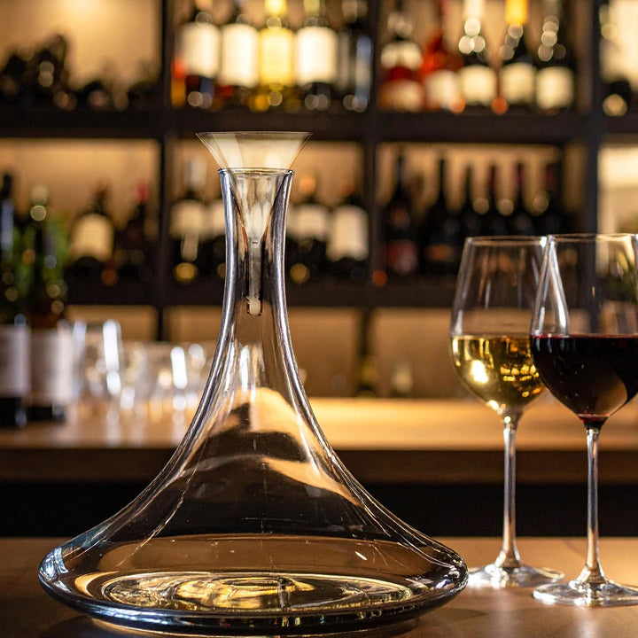 Stölzle Lausitz Dekanter-Tricher Vulkanos Mundgeblasen/Glastrichter für Rotwein Dekanter/Einfüllhilf