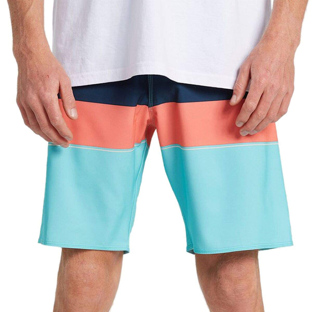 BILLABONG - - Herren Momentum Airlite Boardshort Grösse: 30 Aqua, Grösse: 30 Aqua