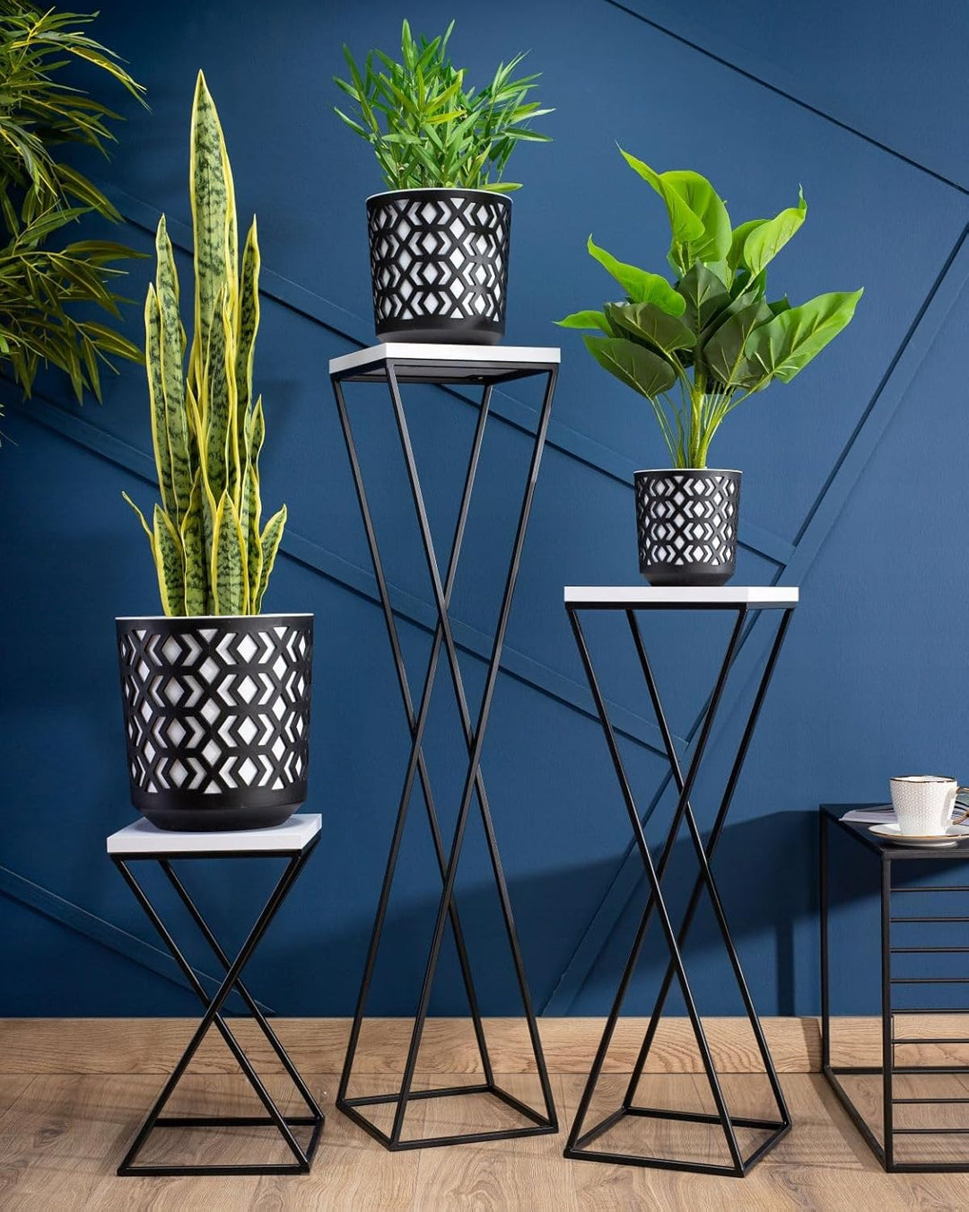 Pflanzenständer Metall 100 cm Hoch - Stabiler und Fester Blumenhocker mit Weiss MDF-Platte auf Schwa