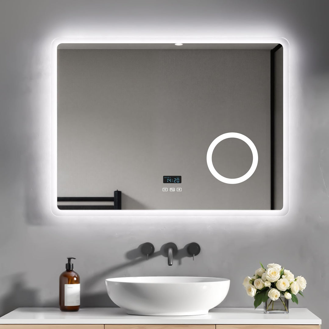 Heilmetz Led Badspiegel 80 x 60 cm Kaltweiss Badezimmerspiegel mit Touch + Bluetooth + Uhr + Beschla