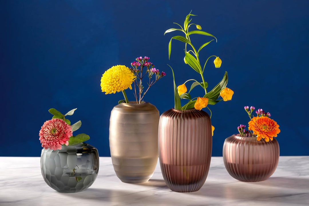 Leonardo Bellagio Blumenvase - Farbige Vase aus hochwertigem Glas mit Relief aussen - Handarbeit - H