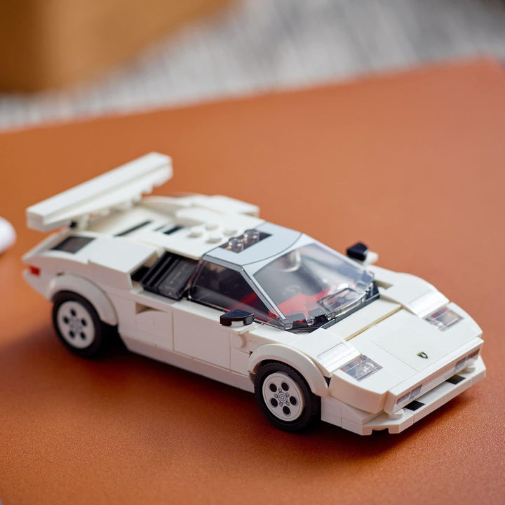 LEGO Speed Champions Lamborghini Countach 76908 Bausatz; Sammlermodell des legendären Supersport