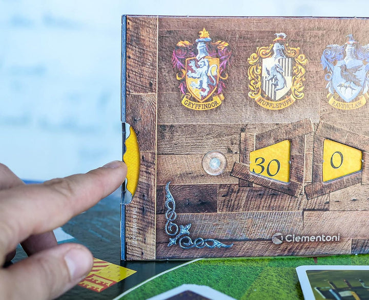 Clementoni Harry Potter Quidditch-Turnier - Gesellschaftsspiel für Kinder ab 8 Jahren & Erwachsene -