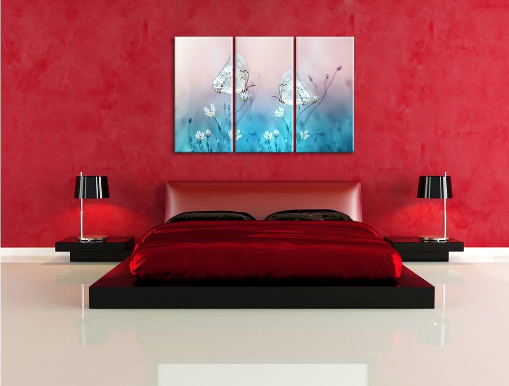 Pixxprint Schmetterling auf kleinen Blumen als Leinwandbild/Grösse: 3 Teilig (120x80) / Wandbild/Kun