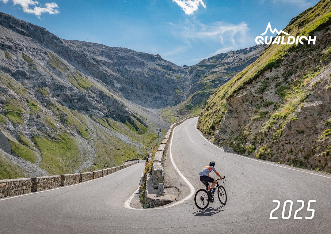 quäldich.de-Rennrad-Kalender 2025 Format DIN A3: Mit 13 Bildern und 12 Touren durch das Radsport-Jah