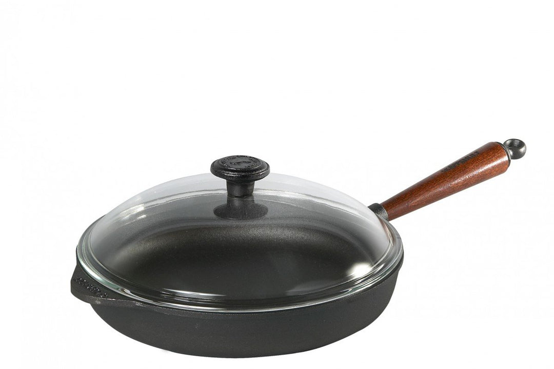 Skeppshult 0130T Servierpfanne mit Glasdeckel, hoher Kante 5.5 cm, Holzgriff aus schwedischer Buche