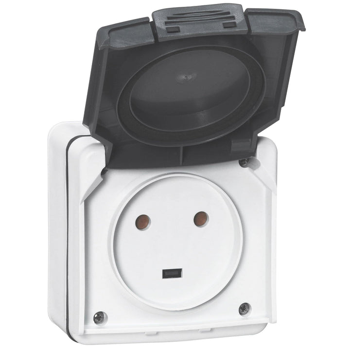 Legrand - Prise étanche 20 A- Reçoit fiche 20 A - 2P+T - Gris