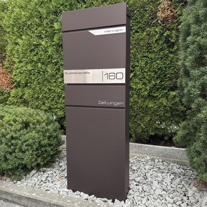 Metzler Standbriefkasten freistehend in DB 703 Eisenglimmer aus Stahl mit Zeitungsfach - personalisi
