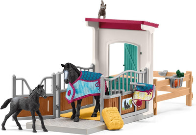 schleich 42611 Pferdebox mit Stute und Fohlen , für Kinder ab 5-12 Jahren, HORSE CLUB - Spielset