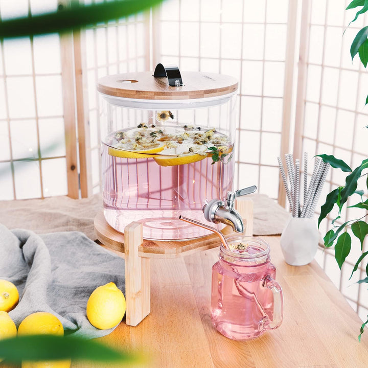 Navaris 5L Getränkespender mit Zapfhahn aus Edelstahl - Glas Wasserspender mit Stand aus Bambus Holz