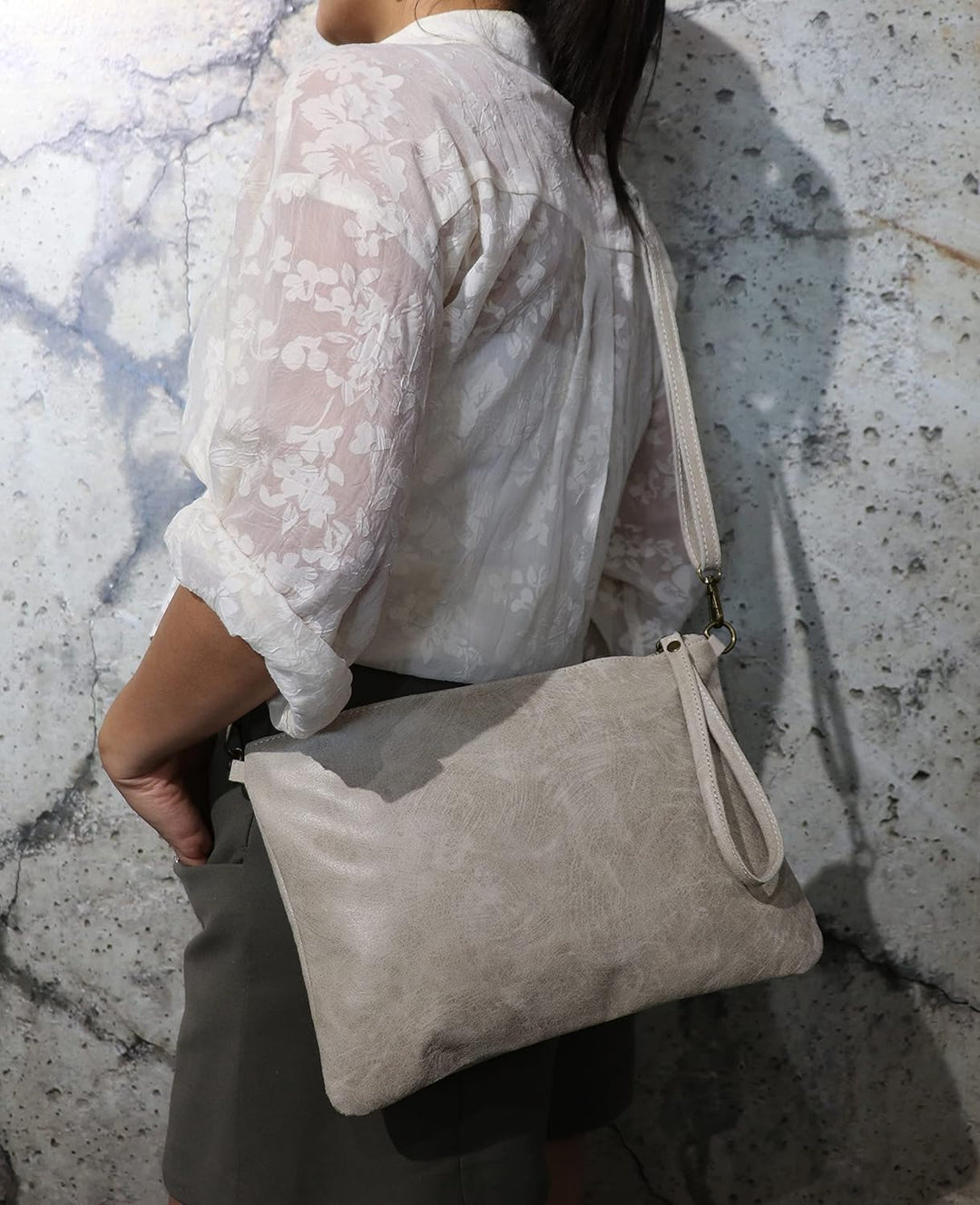 SH Leder Echtleder Umhängetasche Clutch im vintage look mittelgross Tasche Abendtasche 33x22cm Clara