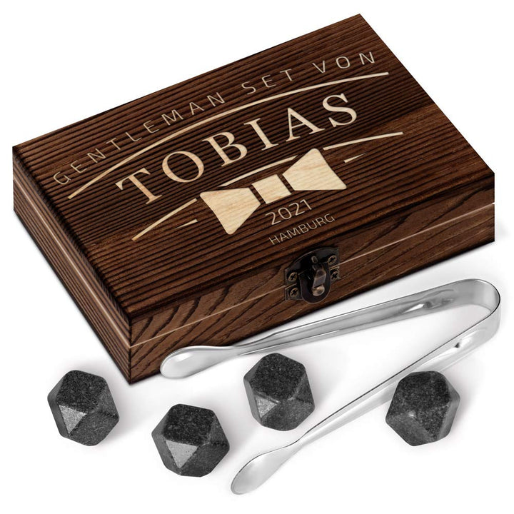 Maverton Whisky Steine Set - in Holzbox mit Gravur - 6 Eiswürfel + Zange + Velourbeutel - wiederverw