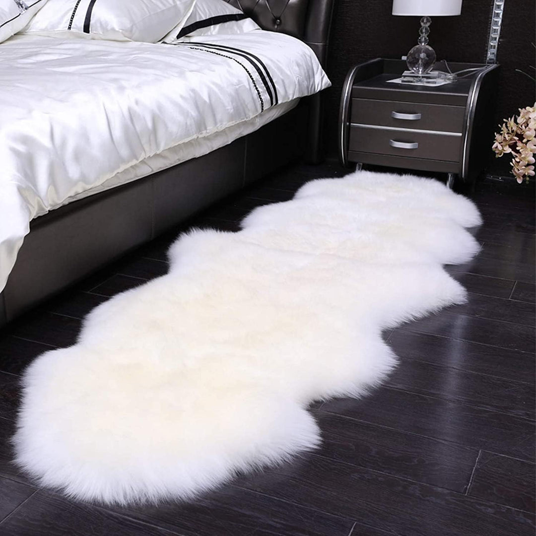 WOLTU Fellteppiche Schaffell, Kunstfell Lammfellimitat Teppich flauschig, 180 x 60cm Weiss, Longhair