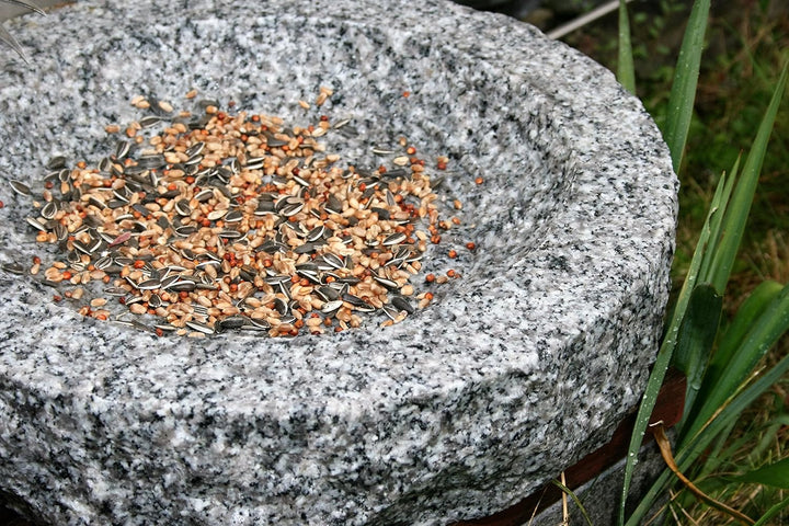 Gebrüder Lomprich Vogelbad aus Granit (Ohne Vögele), Ohne Vögele