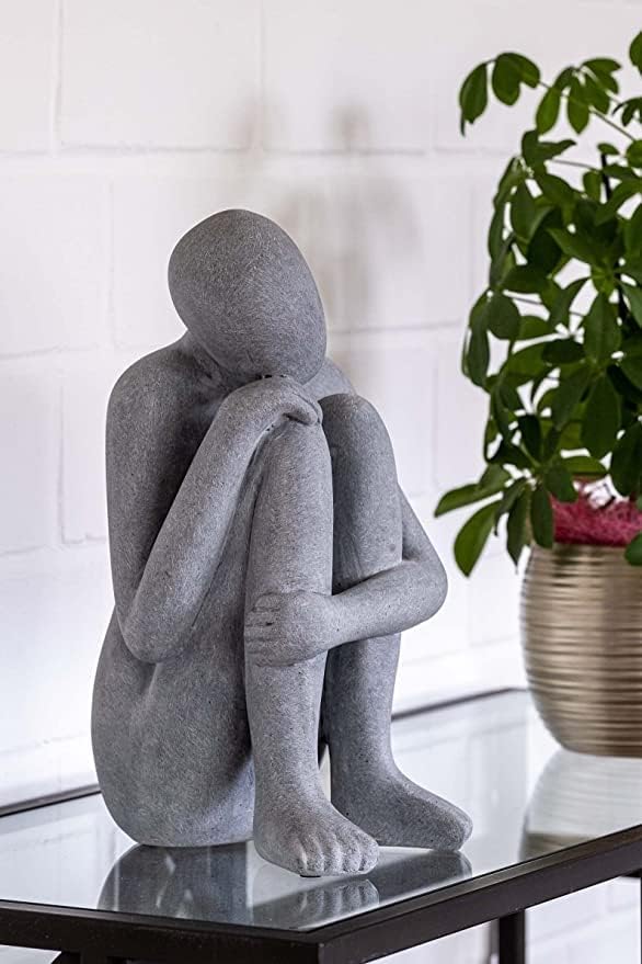 IDYL Moderne Skulptur Figur Sandsteinguss Denkender Mann | wetterfest | grau | 22x20x38 cm | Dekorat