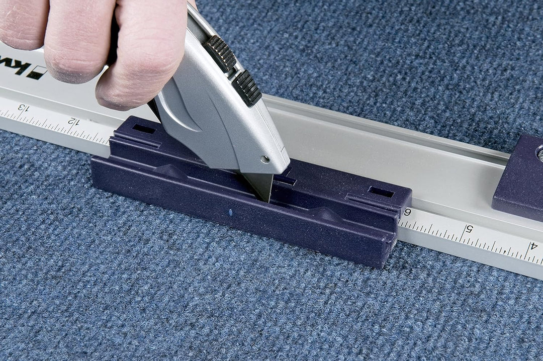 kwb LINE MASTER Präzisionslineal– 800-mm Länge, Universal-Führungsschiene für Kreissäge, Stichsäge u