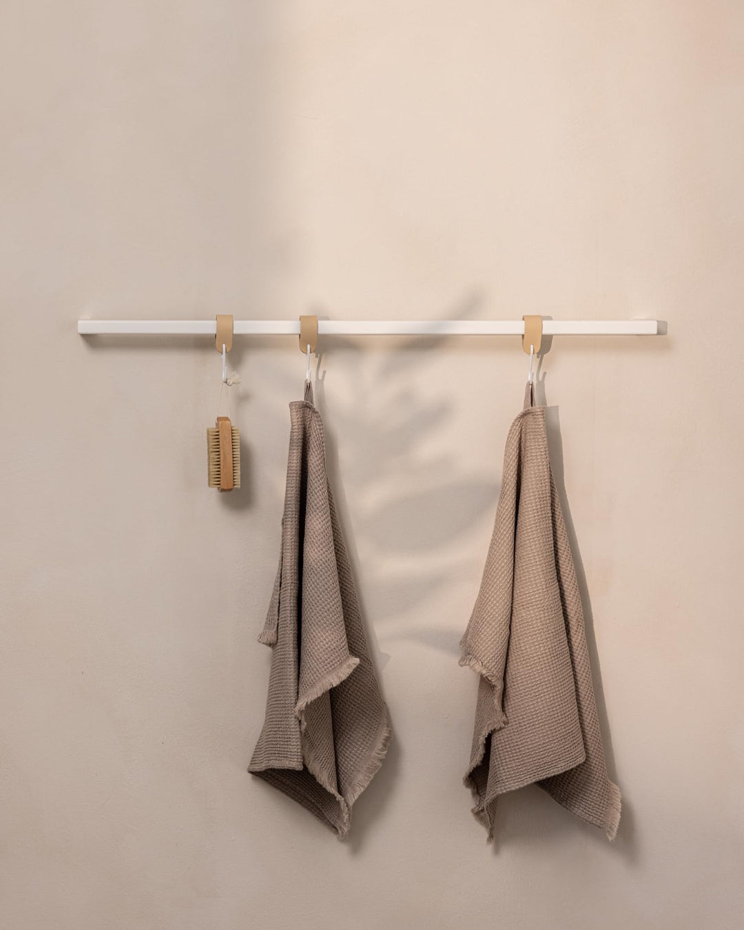 Metallbude Handtuchhalter VANA - Eckig/Weiss - Wandmontage - Pulverbeschichtetes Stahlrohr - Kratz-,