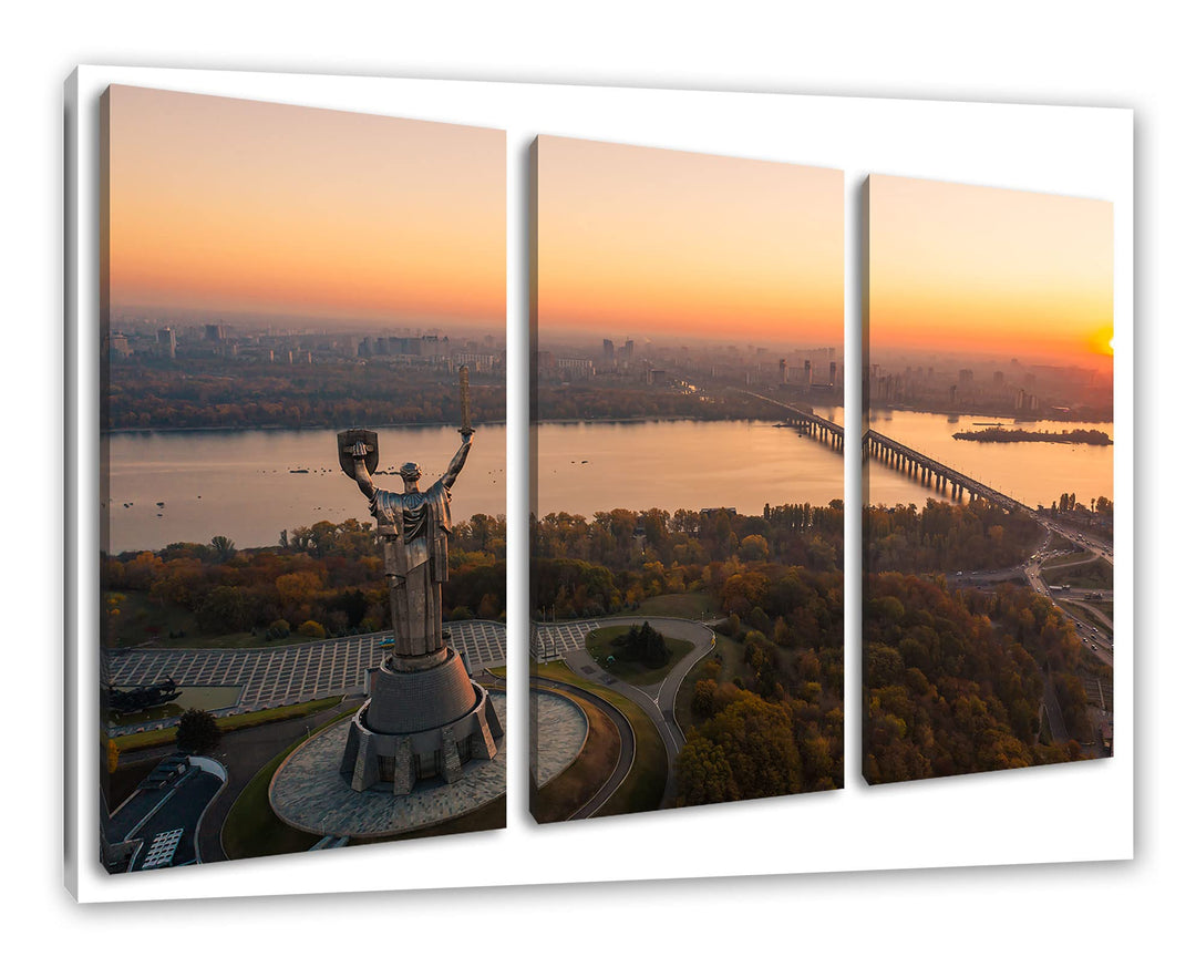 Skyline Kiew Sonnenuntergangals Leinwandbild 3 teilig | Grösse: 120x80 cm | Wandbild | Kunstdruck |
